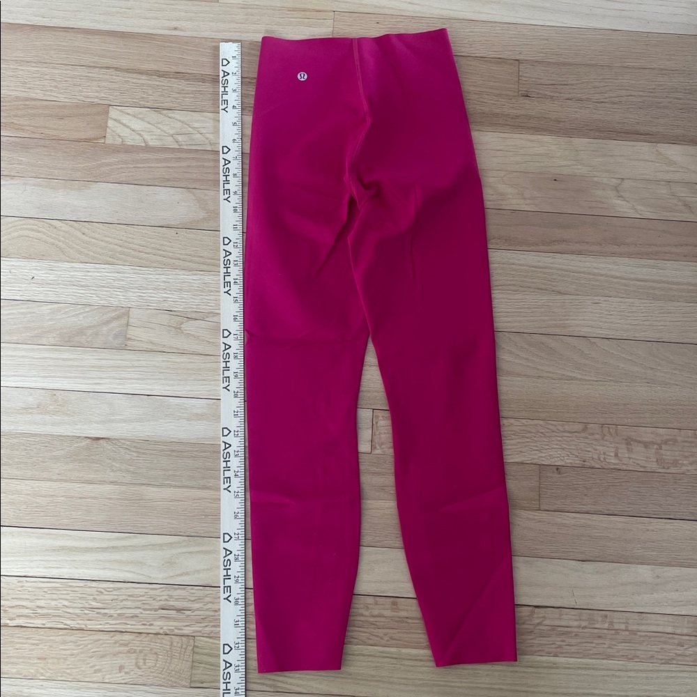 Lululemon Women’s Pink Leggings - Picture 6 of 11